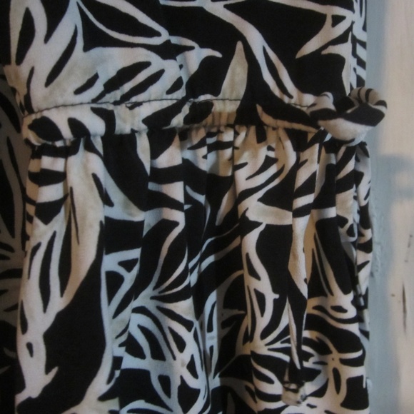 Liz Claiborne Abstract Leaves Career Top - XXL - Picture 3 of 5